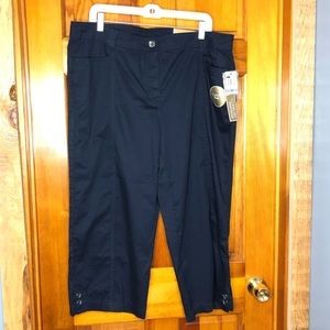 JM Collection cropped pants navy blue size 18 w/ tummy panel NWT